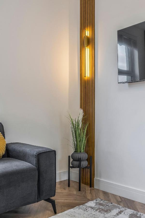 Parkside 2 Bedroom House Near Dunfermline & Edinburgh Dış mekan fotoğraf