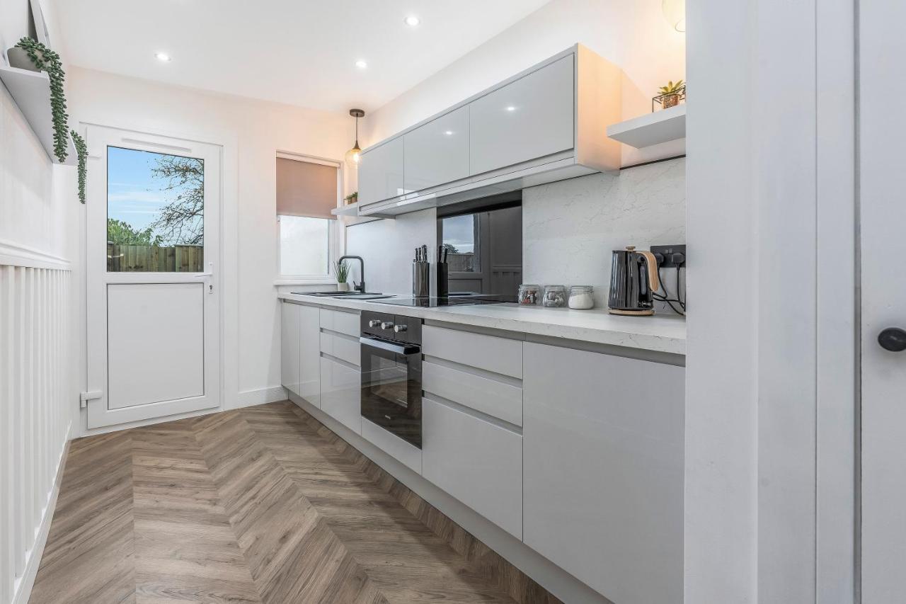 Parkside 2 Bedroom House Near Dunfermline & Edinburgh Dış mekan fotoğraf