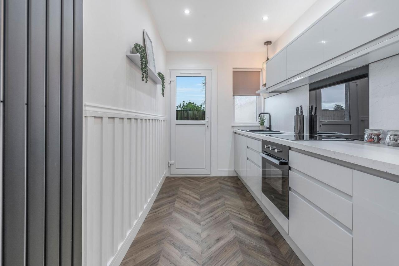 Parkside 2 Bedroom House Near Dunfermline & Edinburgh Dış mekan fotoğraf